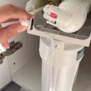 Conax Su Arıtıcı Cihazının Patlaması Sonrası Su Hasarı Ve Müşteri Hizmetlerinden Ücret Talebi