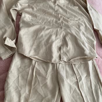 Bulem Butik'ten Gelen Takımlar Görsellerle Uyuşmuyor, Etiketsiz Ve İade Yanıtı Yok