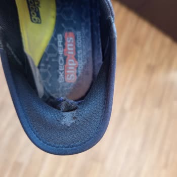 Kısa Sürede Yırtılan Slip-Ins Ayakkabıya Üretim Hatası Olmadığı İddiasına Karşı Değişim Talebi