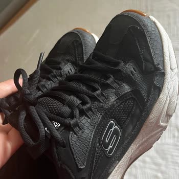 Skechers Stamina Classy Trail Ayakkabım Kısa Sürede Yırtıldı, Garanti Kapsamında Değerlendirme
