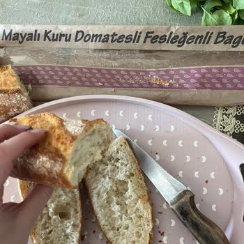 Etiketindeki Kuru Domatesli Fesleğenli İddiası Yanıltıcı Olan Baget Ekmek