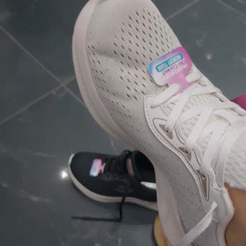 Defolu Skechers 36 Numara Ayakkabı İçin Değişim Ve İade Talebi