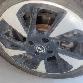 Sıfır Kilometrede Opel Corsa’da Çeşitli Ayıplar Ve Servis İlgisizliği
