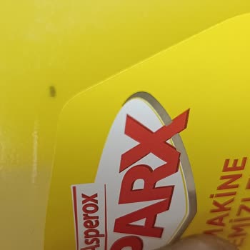 İzmir BİM'de Asperox Temizleyicisinde Karınca Benzeri Yabancı Madde Ve Cevapsızlık