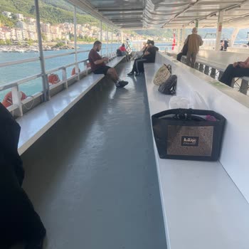 Ek Duraklar Ve Konforsuz Oturma Alanı İçin 300 TL Ücretine Şikayet