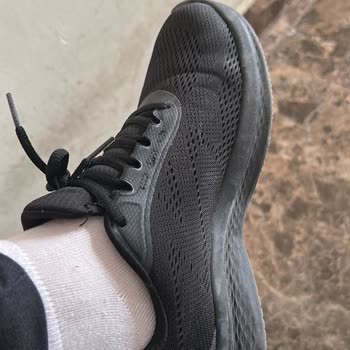 Kısa Sürede Deforme Olan Skechers Ayakkabısının Ayıplı Olduğu İçin İade Talebi
