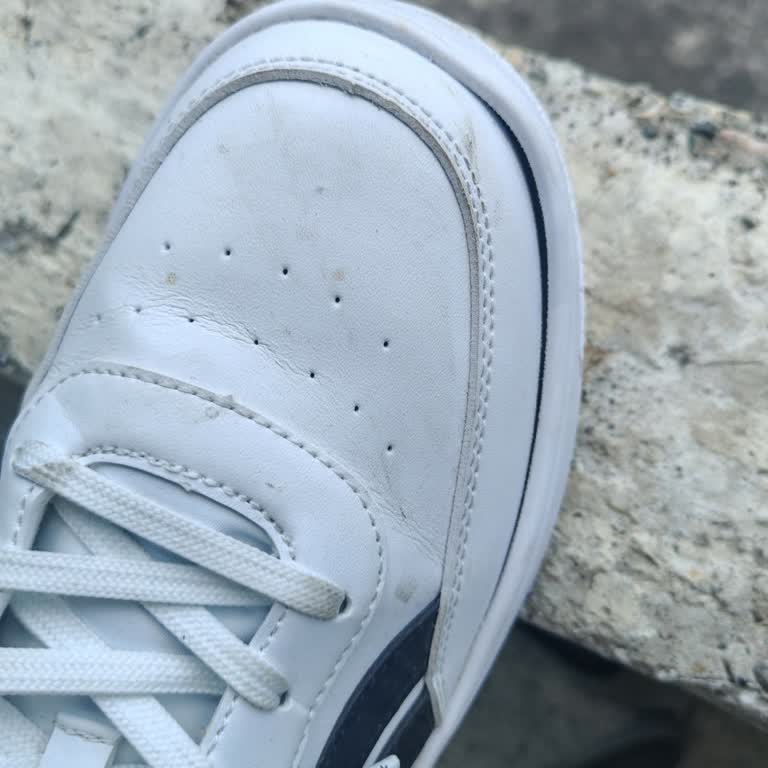 Reebok Ayakkabı Üç Gün İçinde Açıldı, İade Ve Mağduriyet Şikayeti
