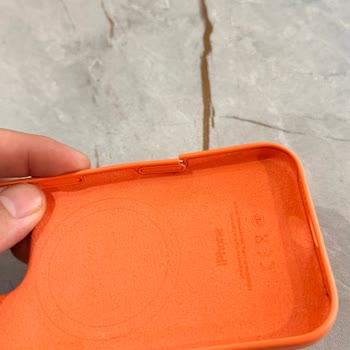 Orijinal iPhone 16 Pro Kılıfı Kendiliğinden Koptu, Garanti Reddiyle Karşılaştım