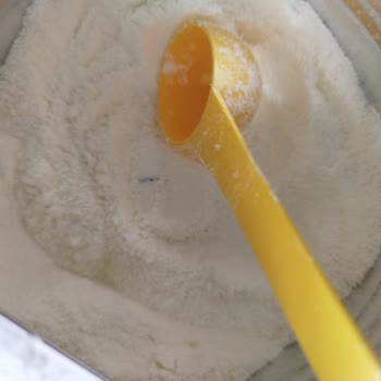 Bebek Formülünde Yabancı Cisim Bulundu Acil Analiz Talebi