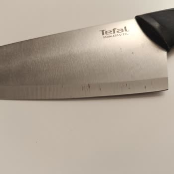 BİM’den Aldığım Tefal Şef Bıçağında Hızlı Paslanma, Değişim Talebi