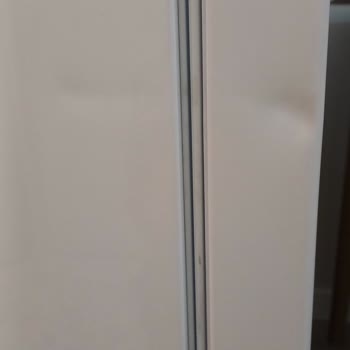 Kurulumda Pas Ve Defolar Gösteren Vestel Buzdolabının Değişimi Reddedildi