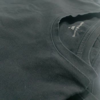Kısa Sürede Renk Atan Altınyıldız T-Shirtlerde Değişim Talebi