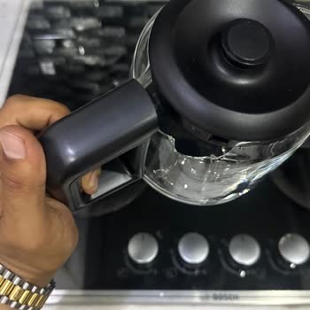 Philips HD7301 Çay Makinesi Kutu Açılır Açılmaz Kırıldı Ve El Kesilme Riski