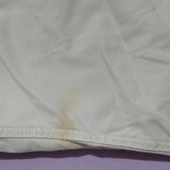 Kemer Boyasının Pantolona Akması Nedeniyle Ücret İadesi Talebi