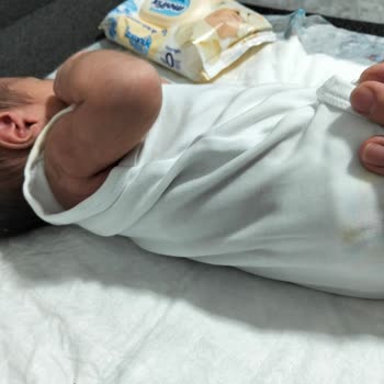 Molfix 1 Numaralı Bebek Bezlerinde Sırt Ve Bel Sızdırması