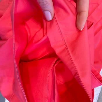 Zara’dan Gelen Kirli, Ütü Yanıklı Ve Deforme Elbise, Yetersiz Müşteri Hizmeti