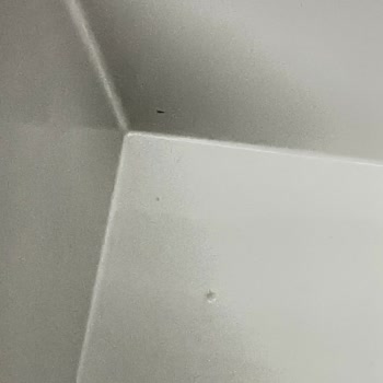 Realstone Patara Granit Evye Kalitesiz Ve Çizili: Tam Değişim Talebi