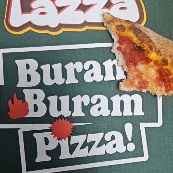 Pizza Üzerinde Böcek: Hijyen Sorunu Ve Tam İade Talebi