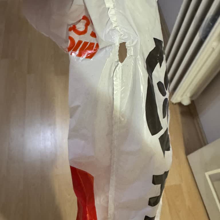 Migros Sanal Market Ücretli Poşetlerde Sürekli Delik Sorunu
