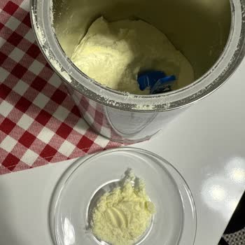 Hipp Organik Mama Renk Değişikliği Ve Kötü Koku: Sağlık Endişesi