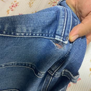 Mavi Kot Pantolonunda Arka Cep Yırtılmaları İçin Değişim Ve İade Talebi