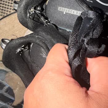 Reebok Ayakkabısının İç Taban Köpüğü Dökülmesi Ve Toptan Aşınması Nedeniyle Değişim Ve İade Talebi