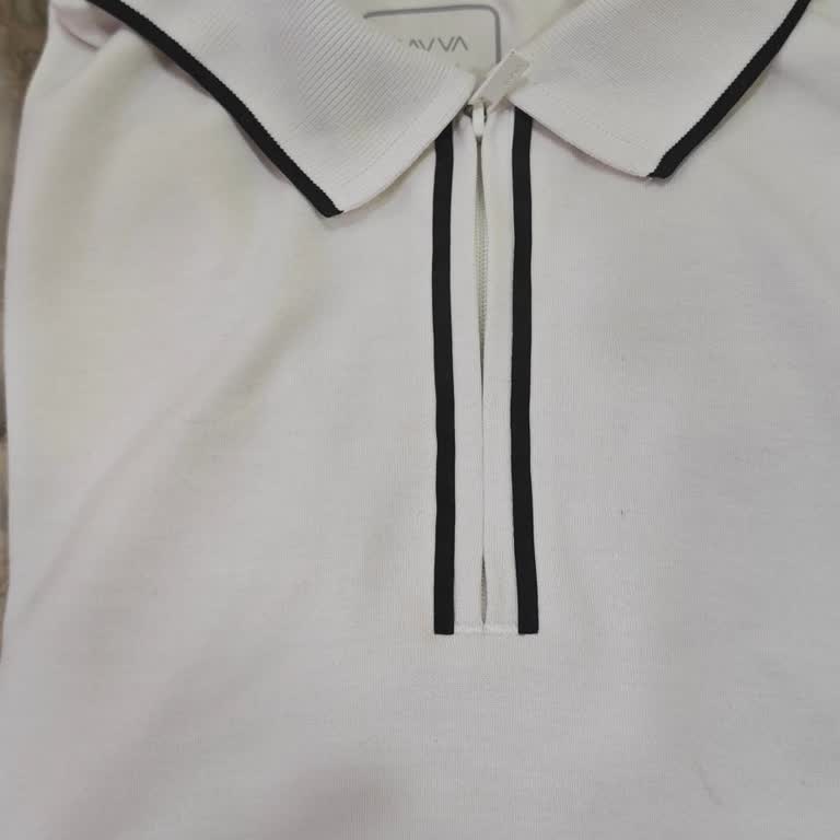 Avva Mağazasından Satın Alınan Beyaz T-Shirt İlk Yıkamada Renk Bozulması