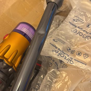 Dyson Servisinde Uzun Bekleyiş Ve Hasarlı Borunun Yanlış Kutu İçinde Geri Dönüşü