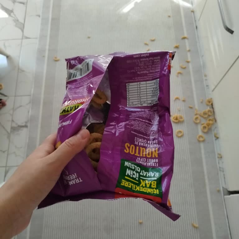 Açık Paketli Züber Noutos Ürünü, İçerik Dökülmesi Ve Hijyen Sorunu