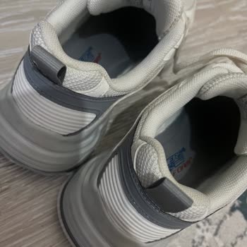 Skechers Ayakkabısında Sürekli Ayak Ağrısı Ve Hızlı Kırılma