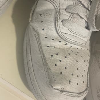 Nike Ayakkabısındaki Dikiş Açılmalarına Karşı Haksız Red Ve İade Talebi