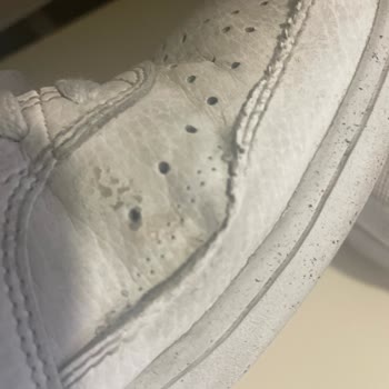 Nike Ayakkabısındaki Dikiş Açılmalarına Karşı Haksız Red Ve İade Talebi
