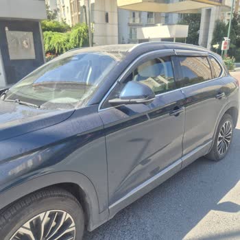 Aracım 25 Gün Serviste Kaldı, Kirli Ve Bakımsız Teslim Edildi, Müşteri Hizmetleri Cevap Vermedi