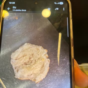 Papatya Ekmeğinde Poşet Parçası Bulunması Sağlık Ve Hijyen İhlali