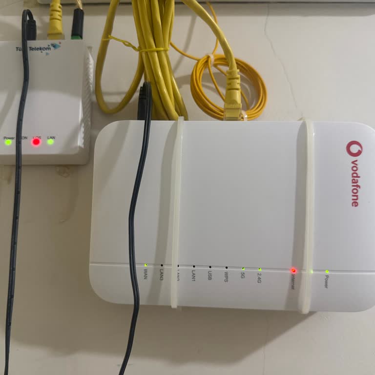 Vodafone Ev İnternet Kesintisi Nedeniyle İşimde Mağduriyet Ve Hızlı Çözüm Talebi