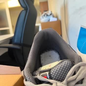 New Balance İç Topuk Yırtılması Kalite Sorunu Olarak Reddedildi