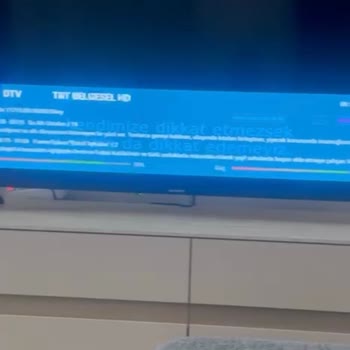 Skytech 55ST4105 Televizyonda Sürekli Açılma Ve Görüntü Sorunları İçin Ücret İadesi Talebi