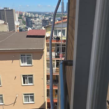 Vestel Yetkili Servisinin Özensiz Montajı Evde Hasara Ve Su Sızıntısına Yol Açtı