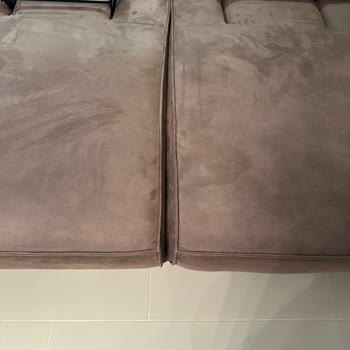 Kelebek Mobilya Salon Takımında Açılma, Çökme Ve Servis Sırasında Kırılan Ayak