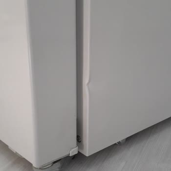 Teslim Edilen Yeni Buzdolabında Çoklu Hasar Ve Değişim Talebi