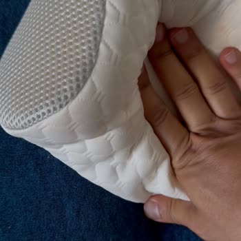 Kısa Sürede Şekli Bozulan Yastık Ve Geri Dönüşsüz Müşteri Hizmetleri