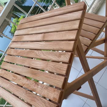 Meya Dekor Bistro Setinde Kalitesiz Ve Çatlak Parçalar