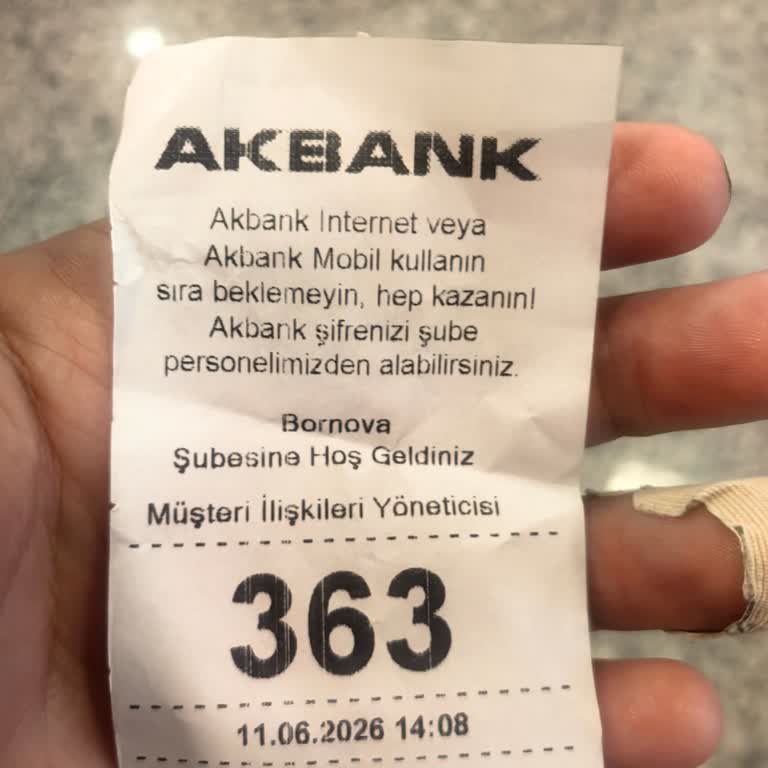 Hoş Geldin Masası Uygulaması Ve Personelin Umursamaz Tavrı Müşteriyi Mağdur Ediyor