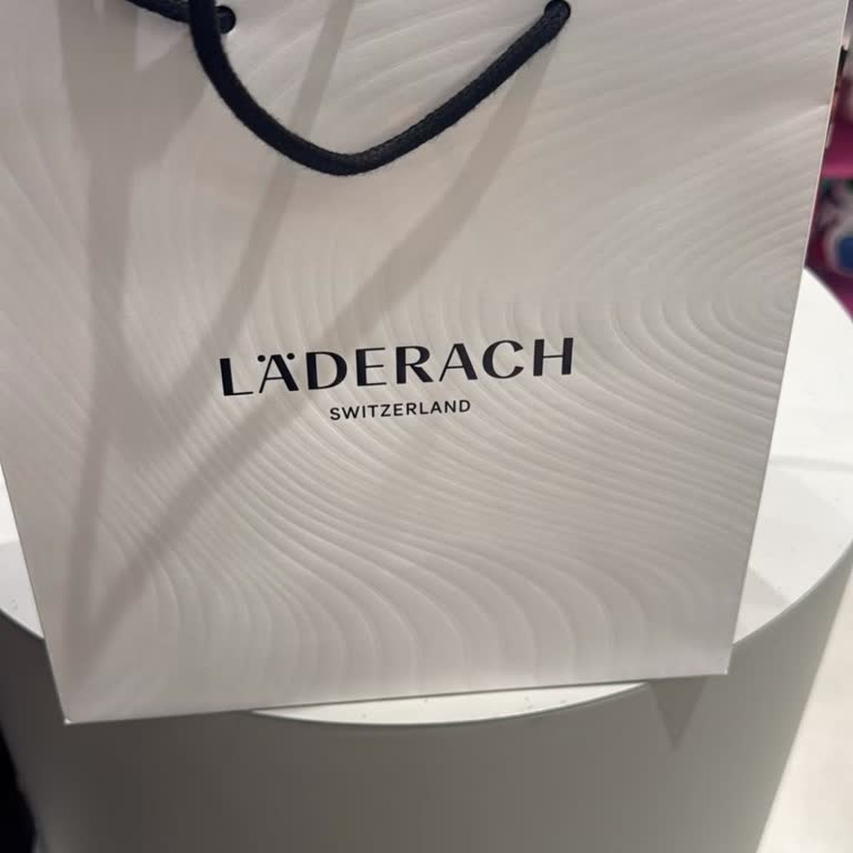 Laderach Kutunun Darası Alınmadan Tartıldı