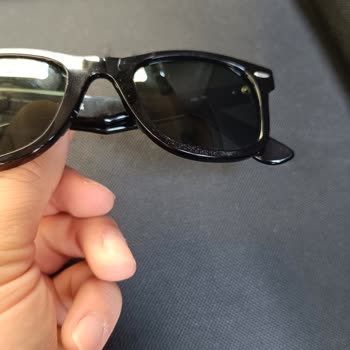Rayban Güneş Gözlüğünde Boya Atması Ve Deformasyon İçin Garanti Kapsamında Değişim Talebi