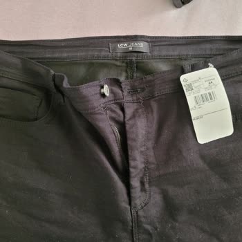 Kullanılmış LC Waikiki Pantolonu Teslim Edildi, İade Talebi Verilemiyor
