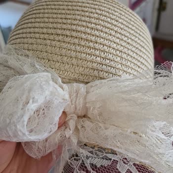 Lesavibe'den Yanlış Renk Ve Modelde Şapka Gönderimi, İletişimsizlik