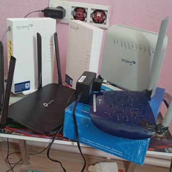 Altyapı Eksikliği, Sürekli İnternet Kesintileri Ve Tehlikeli Kablolar İçin Acil Müdahale Talebi
