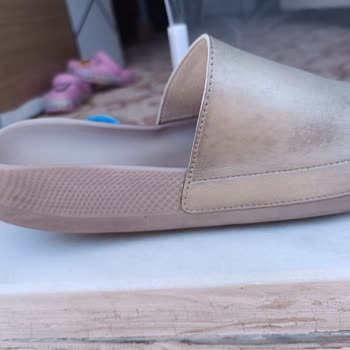 Skechers Hyper Slide Terlik Erken Deforme Oldu, Mağaza Çözüm Sunmadı