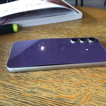 Samsung S23 FE Batarya Şişmesi Ve Aşırı Değişim Ücreti